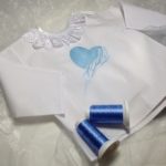 vyšivka na košielku zastavy.com srdce modré
